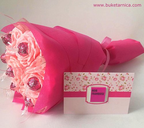 Букет от бонбони с Линдор - Нежност в розово